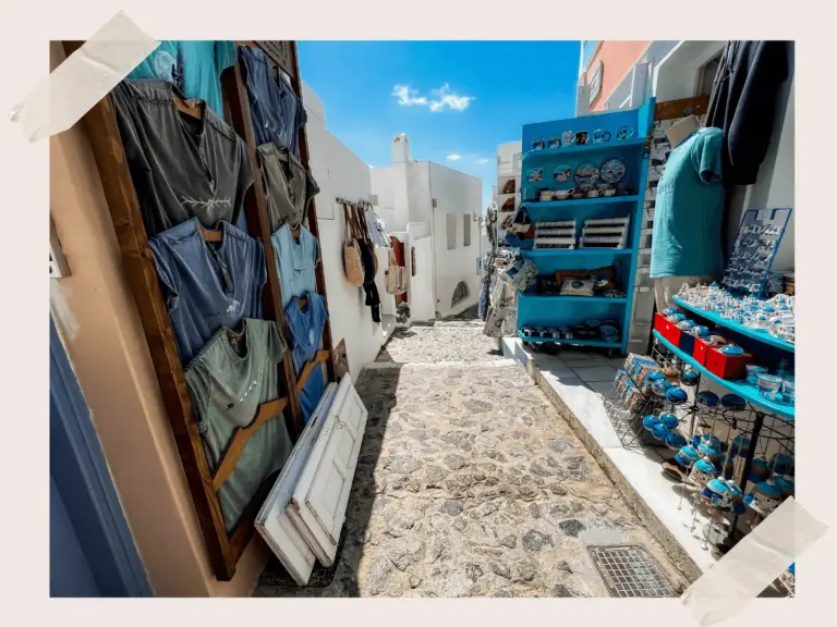 Endless Shopping in Oia