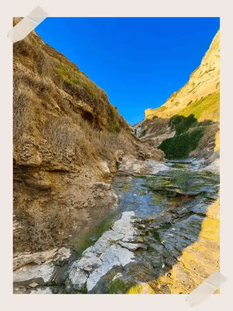 The Ho Chi Minh Trail slot canyon in La Jolla